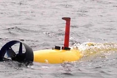 Thiết bị dò tìm tự động dưới nước không còn thích hợp ở độ sâu tìm kiếm 4.500m. (Nguồn: ABC) 