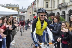 Italy: Đạp xe hơn 2.000km để cổ vũ cho việc đọc sách