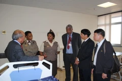 Việt Nam-Nam Phi trao đổi kinh nghiệm chăm sóc y tế cho dân