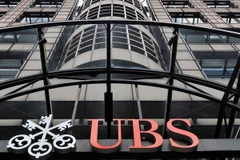 Ngân hàng UBS nộp phạt 300 triệu euro giải quyết bê bối trốn thuế