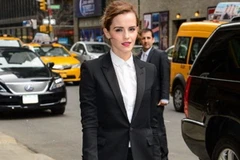 Năm cách biến hóa giúp bạn phong cách với áo khoác blazer đen