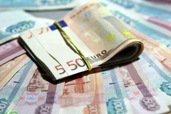 Cảnh sát Italy thu 17 triệu euro tiền giả được chế tác tinh vi