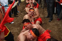 Kéo co ngồi và kéo mỏ - 2 trò diễn độc đáo cần bảo tồn của Hà Nội