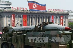 Tên lửa đạn đạo Scud trong lễ duyệt binh tại Quảng trường Kim Nhật Thành ở thủ đô Bình Nhưỡng tháng 7/2013. (Nguồn: Kyodo/TTXVN)