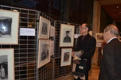 Triển lãm ảnh "Quan hệ Pháp-Việt Nam qua bốn thế kỷ"