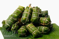 Bánh tét - lễ vật đặc trưng của người dân Nam Bộ 