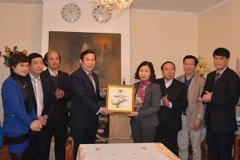 Cơ quan báo chí tại nước ngoài cần phát huy vai trò chủ lực