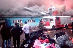 Nga: Nhiều tiểu thương của chợ Bà Côi trắng tay vì hỏa hoạn