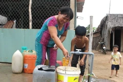 Độc đáo công trình nước sinh hoạt trong hang núi ở Lạng Sơn