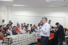 Tác giả Thế giới phẳng: Lãnh đạo ngày nay cần phải đối thoại