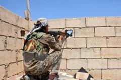 Áp sát Raqqa, quân đội Syria tràn về tỉnh Deir Ezzor nhiều dầu mỏ 