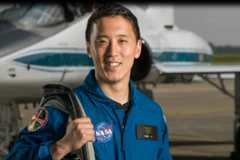 [Video] Hai người gốc Á trúng tuyển lớp phi hành gia của NASA