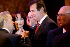 Ông Paul Manafort (thứ hai, phải), chuyên gia vận động tranh cử cho ứng viên Tổng thống Mỹ Donald Trump tại New York (Mỹ) ngày 3/5/2016.(Nguồn: EPA/TTXVN)