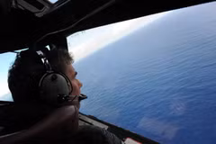 Không quân Hoàng gia New Zealand giúp đỡ tìm kiếm chiếc máy bay mang số hiệu MH370 tại khu vực Tây Australia ngày 13/4/2014. (Nguồn: AFP/TTXVN)
