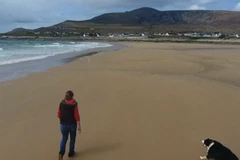 [Video] Bãi biển 300m biến mất suốt 3 thập kỷ xuất hiện sau một đêm