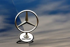  Biểu tượng của hãng Mercedes-Benz. (Nguồn: AFP/TTXVN)