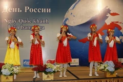 Chương trình văn nghệ kỷ niệm 27 năm Quốc khánh Liên bang Nga tại Thành phố Hồ Chí Minh. (Ảnh: Hoàng Hải/TTXVN)
