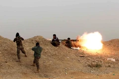 Binh sỹ Afghanistan trong chiến dịch quân sự truy quét phiến quân Taliban tại Helmand. (Nguồn: AFP/TTXVN)