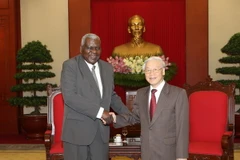 Tổng Bí thư Nguyễn Phú Trọng tiếp đồng chí Esteban Lazo Hernandes, Ủy viên Bộ Chính trị Đảng Cộng sản Cuba, Chủ tịch Quốc hội Cộng hòa Cuba đang thăm chính thức Việt Nam. (Ảnh: Trí Dũng/TTXVN)