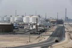 Toàn cảnh khu công nghiệp khai thác dầu và khí hóa lỏng Ras Laffan ở cách Doha (Qatar) khoảng 80km về phía bắc. (Nguồn: AFP/TTXVN)