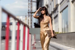 Bí kíp phối đồ cũ “chất phát ngất” của siêu mẫu thời trang Hà Anh