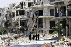  Cảnh đổ nát do chiến sự ở thành phố Homs, miền trung Syria. (Nguồn: AFP/TTXVN)