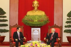 Tổng Bí thư Nguyễn Phú Trọng tiếp Chủ tịch Quốc hội Hàn Quốc Chung Sye- kyun thăm chính thức Việt Nam. (Ảnh: Trí Dũng/TTXVN)