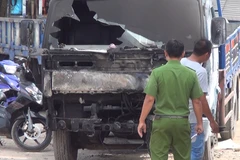 [Video] Xe tải bất ngờ bốc cháy dữ dội lan sang 3 nhà dân