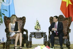 Chính phủ, Phó Thủ tướng Chính phủ Vương Đình Huệ tiếp Hoàng Hậu Hà Lan Máxima, Đặc phái viên Tổng Thư ký Liên hợp quốc về tài chính toàn diện đang thăm và làm việc tại Việt Nam. (Ảnh: Nguyễn Dân/TXVN)