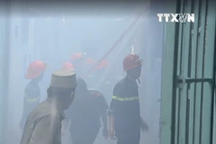 [Video] Hỏa hoạn thiêu rụi nhiều phòng trọ của công nhân 