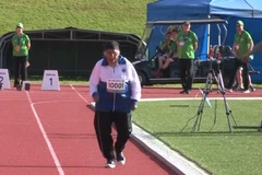 [Video] Cụ bà 101 tuổi giành huy chương vàng điền kinh tại Canada