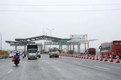 Trạm thu phí cao tốc Hà Nội-Bắc Giang. (Ảnh: Tùng Lâm/TTXVN)