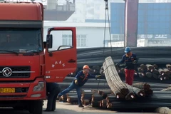 Các sản phẩm thép tại một chợ bán thép ở Nghi Xương, Hồ Bắc, Trung Quốc. (Nguồn: AFP/TTXVN)