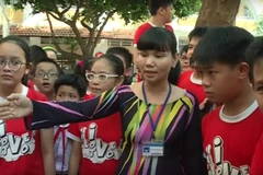 [Video] Học phí các trường công lập ở Hà Nội tăng gần 40%