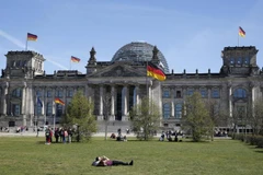 Bên ngoài tòa nhà Quốc hội Đức. (Nguồn: Reuters)