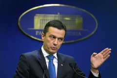 Thủ tướng Romania Sorin Grindeanu phát biểu tại Bucharest ngày 15/6. (Nguồn: EPA/TTXVN)