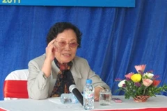 Nguyên Phó Chủ tịch nước Nguyễn Thị Bình chia sẻ tại Hội thảo. (Ảnh: Phạm Mai/Vietnam+).