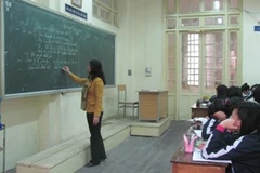 Giờ học của cô trò trường Trung học phổ thông Marie Curie Hà Nội. (Ảnh: Phạm Mai/Vietnam+)