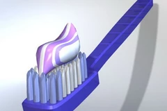 Không nên để bàn chải đánh răng trong phòng tắm