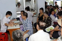 Cải thiện khoa khám bệnh là một trong những ưu tiên hàng đầu của ngành y tế. (Ảnh: TTXVN)