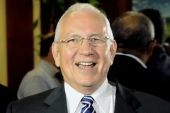 Tổng thống tiếm quyền Honduras Roberto Micheletti. (Ảnh: Getty Images)