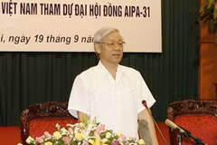Chủ tịch Quốc hội Nguyễn Phú Trọng phát biểu tại Hội nghị. (Ảnh: Trí Dũng/TTXVN)