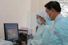 USAID tài trợ 17 hệ thống phát hiện lao kháng thuốc và lao/HIVcho các bệnh viện. (Ảnh: Phương Vy/TTXVN)