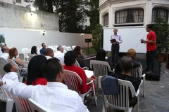 Đại sứ Việt Nam tại Argentina Đặng Xuân Dũng phát biểu tại cuộc gặp giữa hai cơ quan đại diện. (Ảnh: Hoài Nam/Vietnam+)