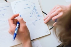 Một người thuận tay trái. (Nguồn: 9news.com.au)