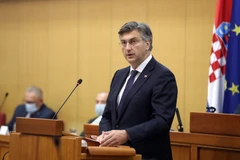 Thủ tướng Croatia Andrej Plenkovic phát biểu tại phiên họp Quốc hội ở thủ đô Zagreb ngày 23/7. (Ảnh: AFP/TTXVN)