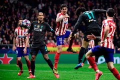 Liverpoo (áo đen) liệu có ngược dòng thành công? (Nguồn: Getty Images)