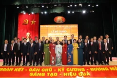 Bế giảng Lớp bồi dưỡng cho cán bộ quy hoạch cấp chiến lược khóa XIII