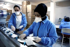 [Video] Khẩu trang phòng chống dịch bệnh 'cháy hàng' tại nhiều nước