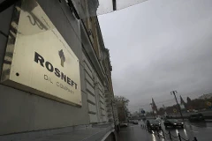 Mỹ vừa áp đặt đối với công ty dầu khí Rosneft Trading SA của Nga. (Nguồn: AP)